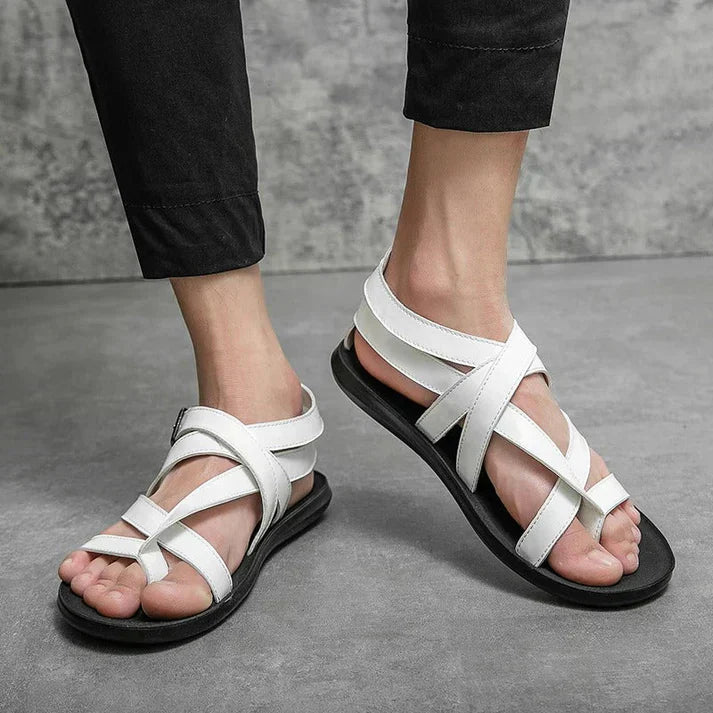 LP | Sandali generici alla moda e minimalisti