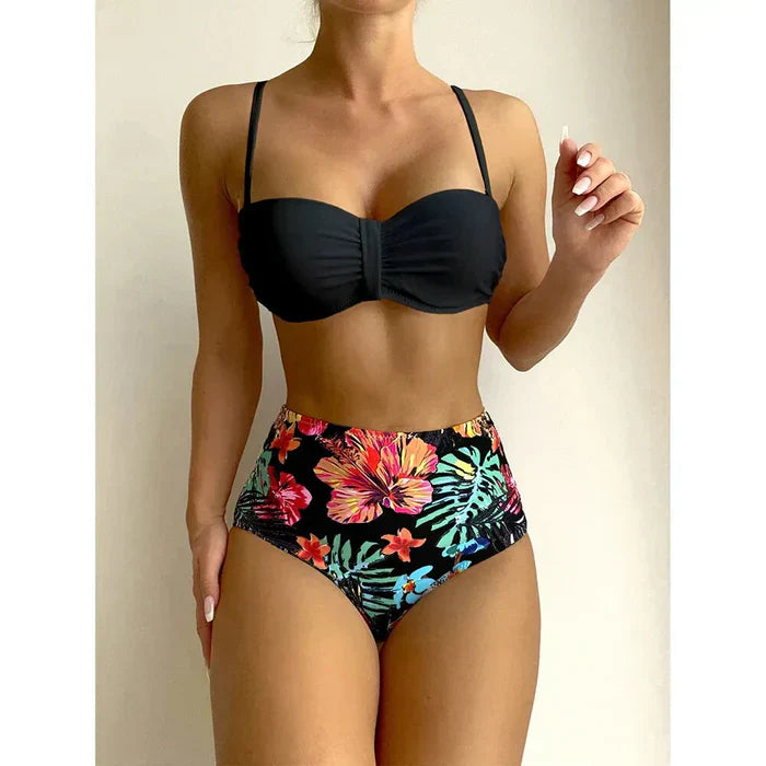 LP | Bikini chic a vita alta con design floreale
