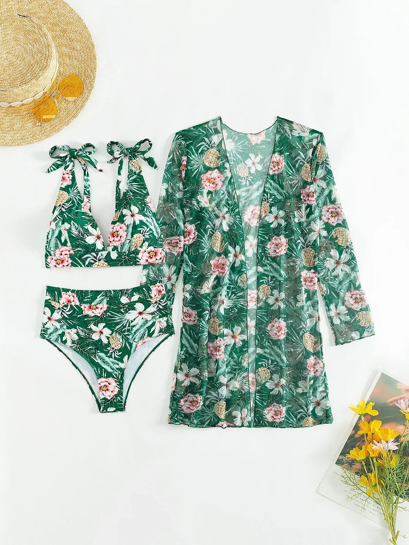 LP | Sexy bikini con motivi floreali e sovrapposizioni