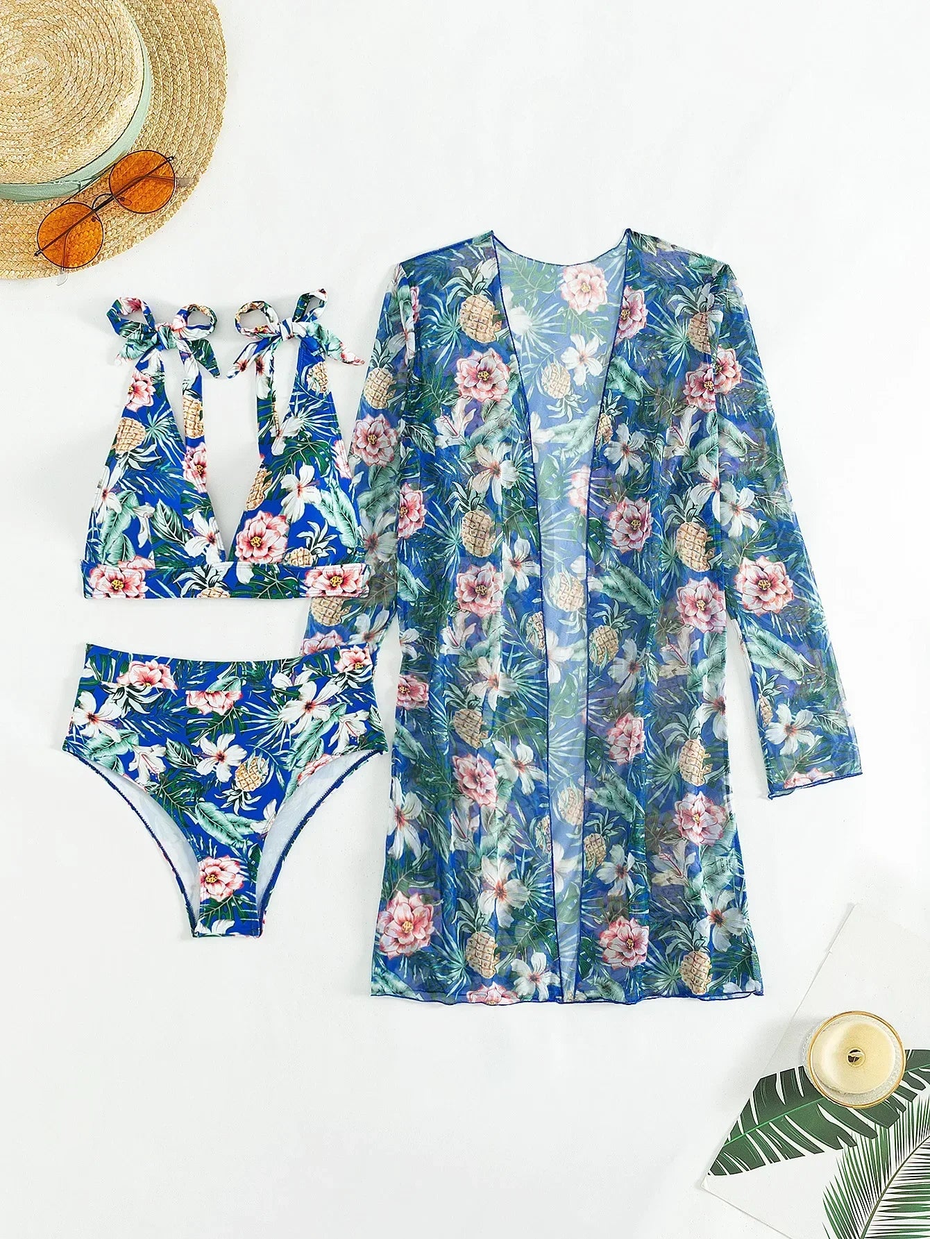 LP | Sexy bikini con motivi floreali e sovrapposizioni