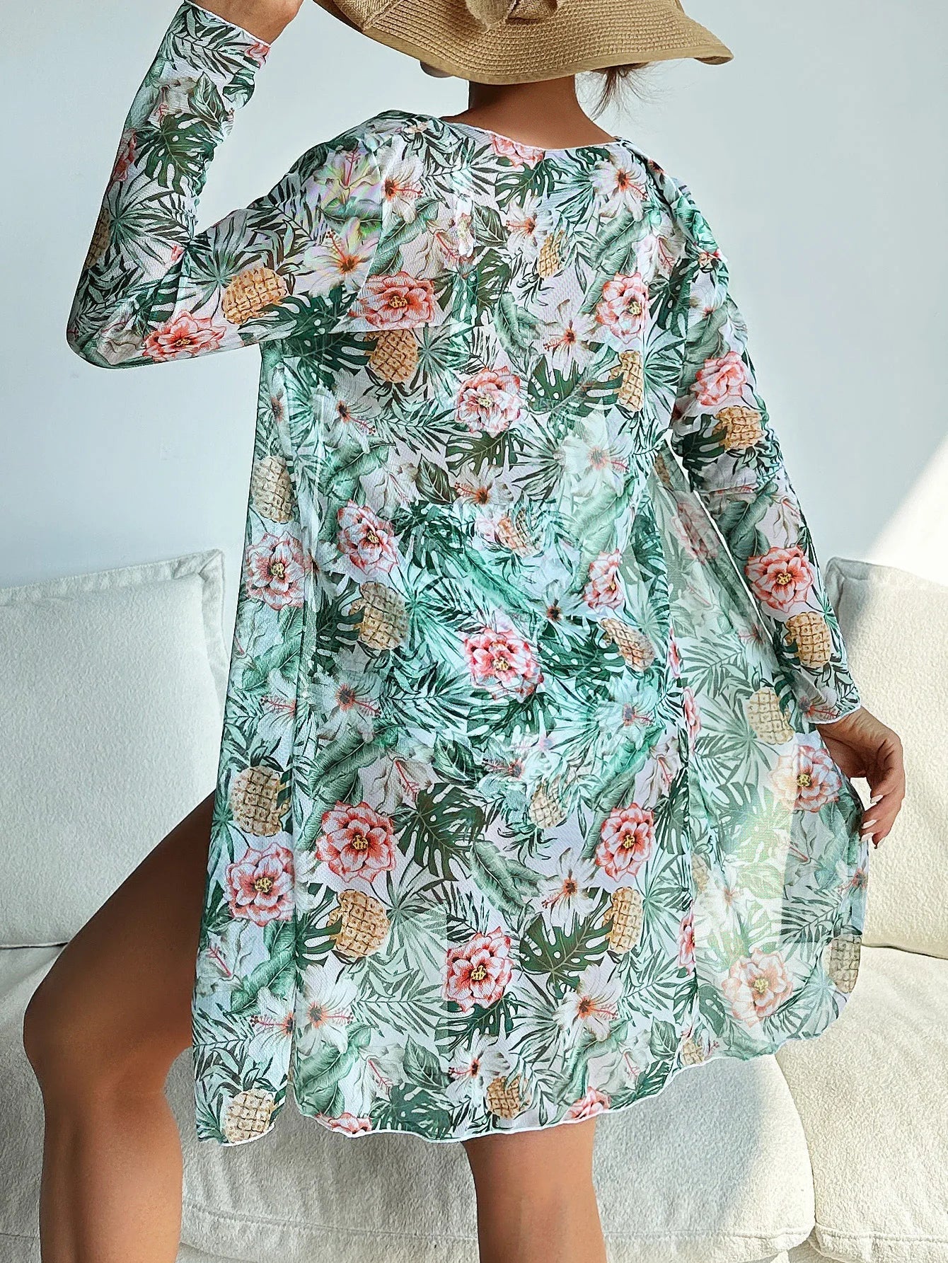 LP | Sexy bikini con motivi floreali e sovrapposizioni