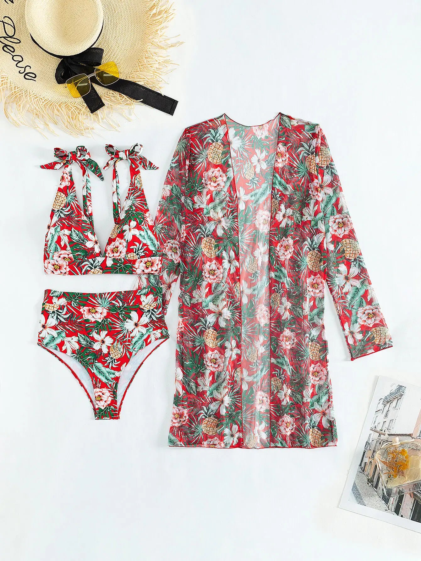LP | Sexy bikini con motivi floreali e sovrapposizioni