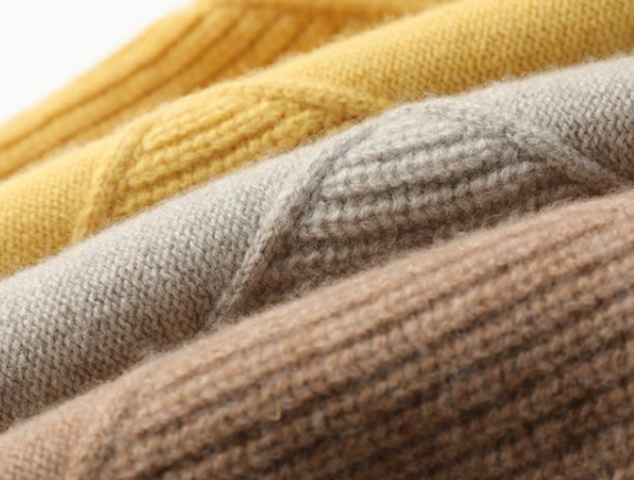 LP | Elegante maglione in cashmere a collo alto