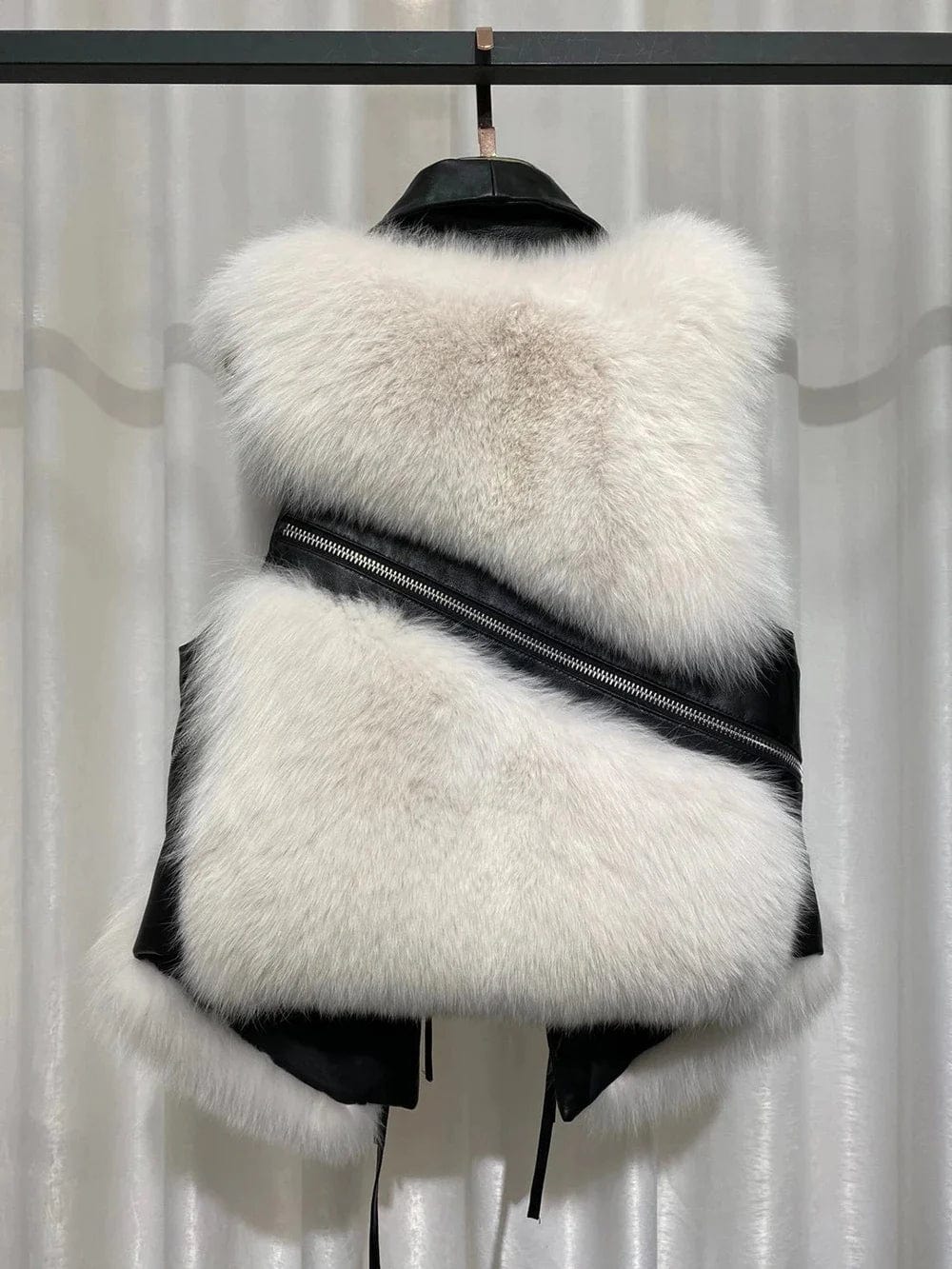 LP | Gilet grande in vera pelliccia di volpe con zip
