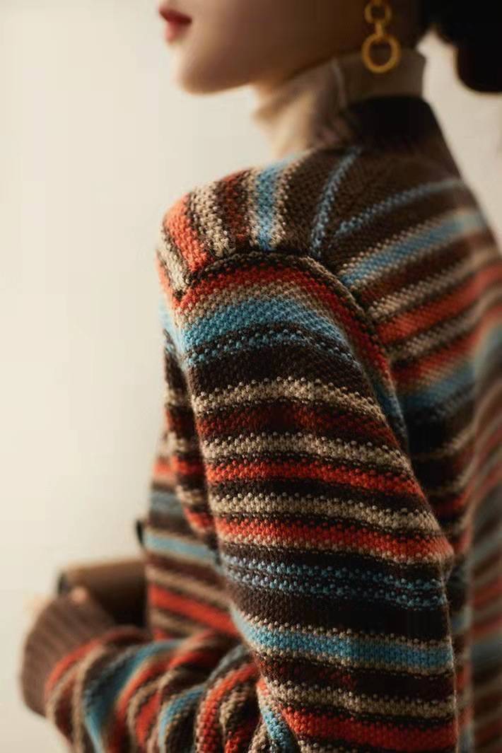 LP | Maglia a righe con scollo a V