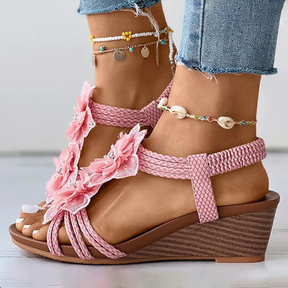 LP | Sandali con zeppa e decorazioni floreali