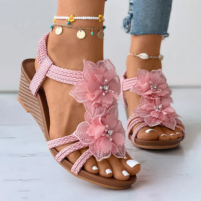 LP | Sandali con zeppa e decorazioni floreali
