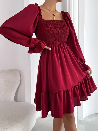 LP | Abito elegante con scollatura quadrata