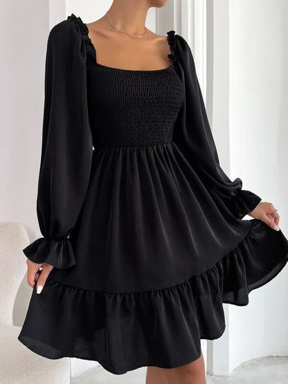 LP | Abito elegante con scollatura quadrata
