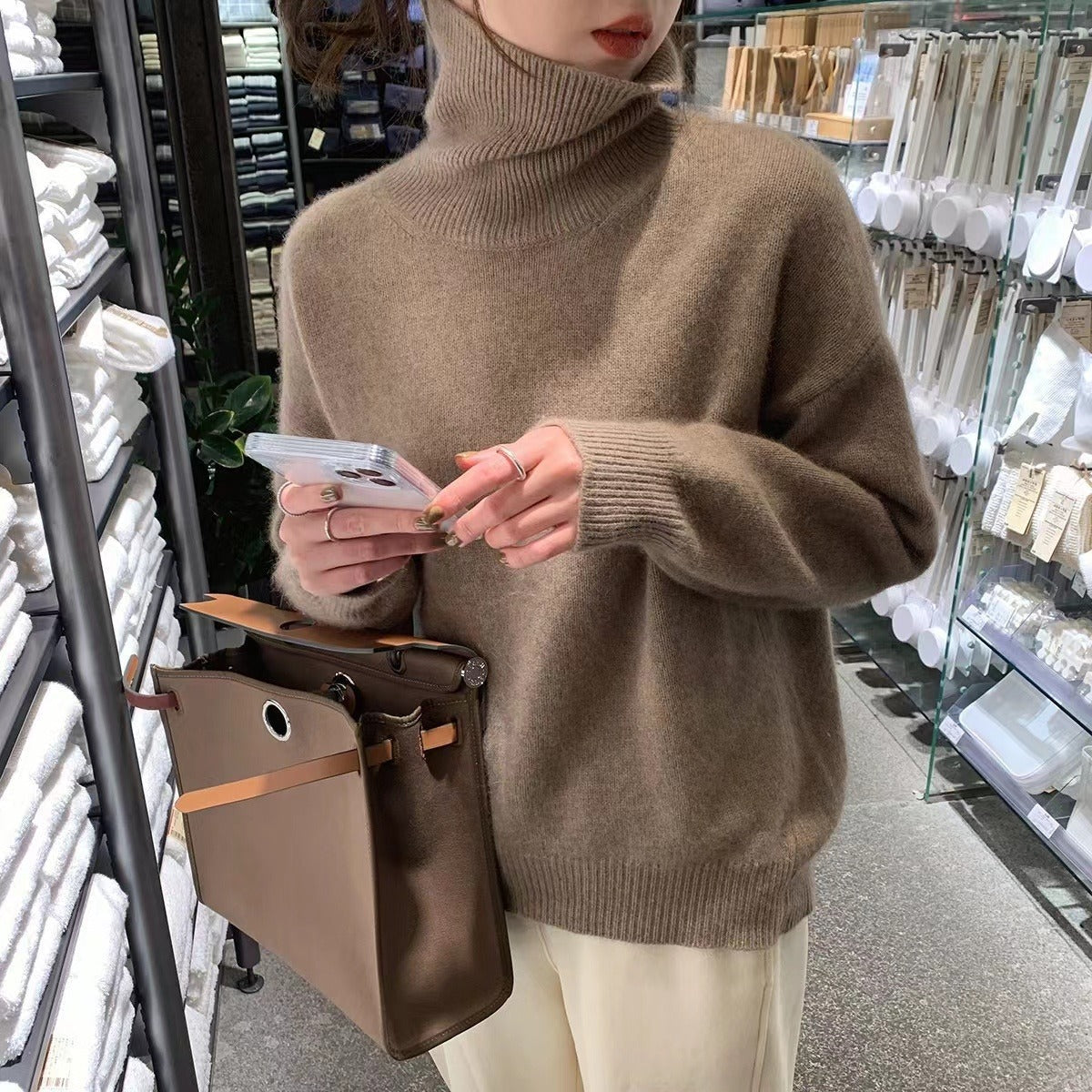 LP | Accogliente collo di tartaruga oversize