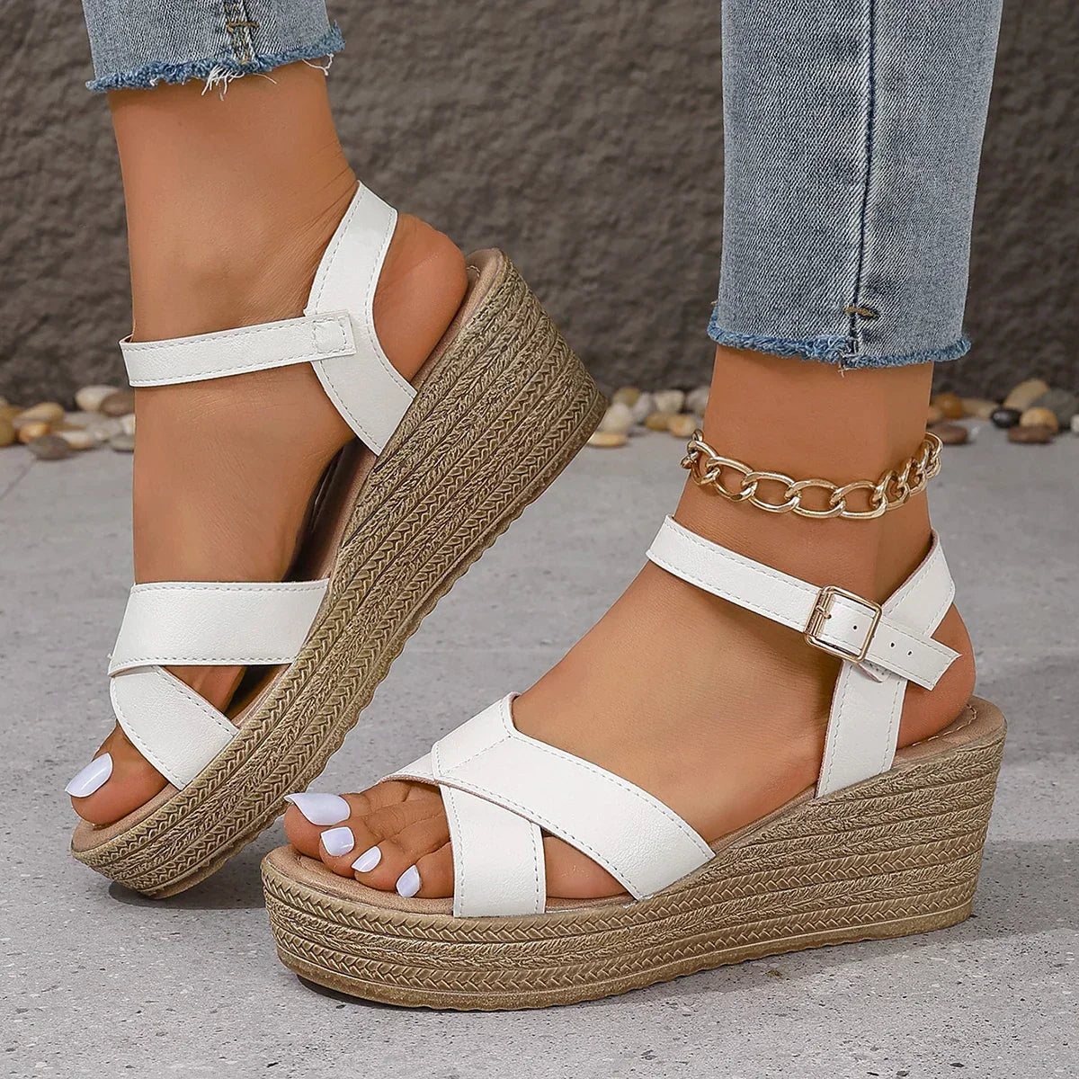 LP | Sandali con zeppa chic
