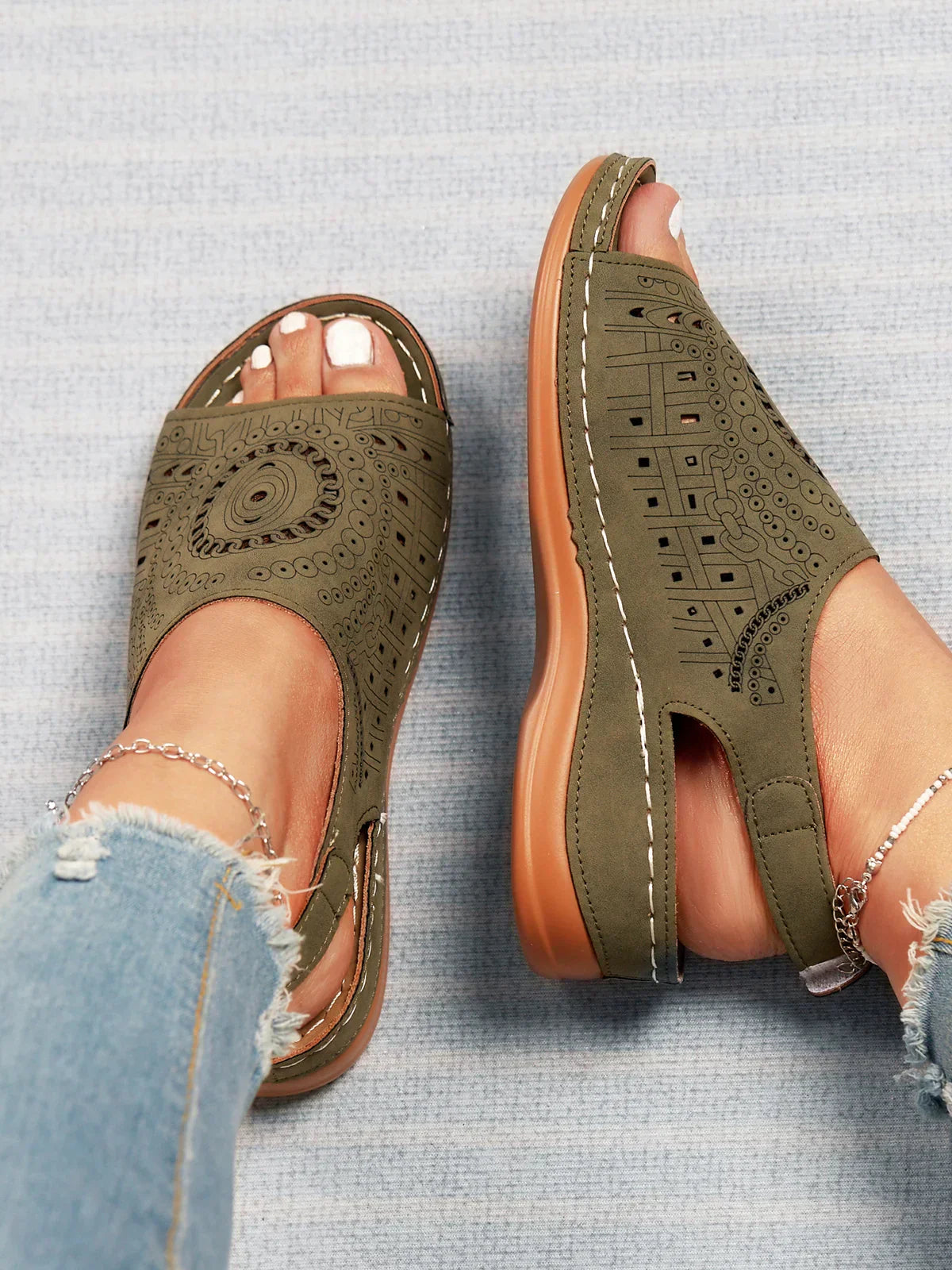 LP | Modello etnico punzonato con velcro cavo Sandalo retrò