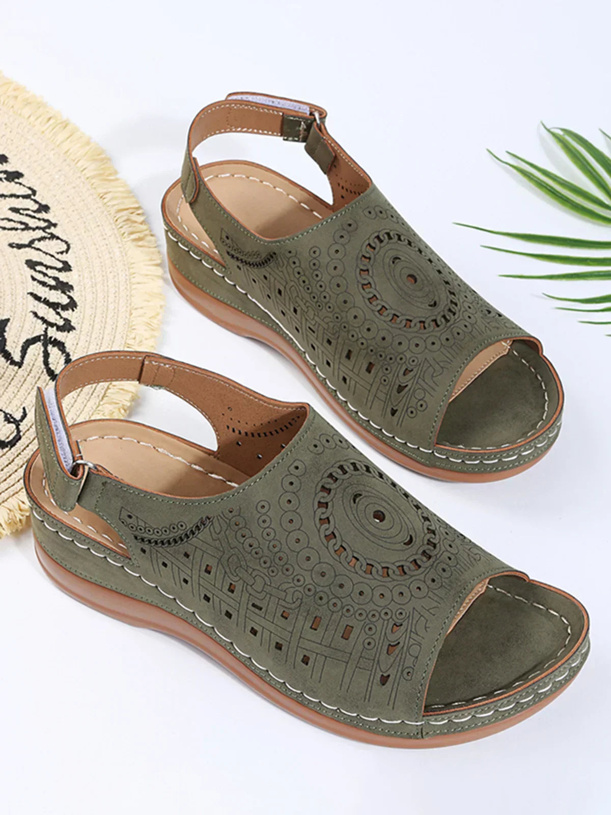 LP | Modello etnico punzonato con velcro cavo Sandalo retrò