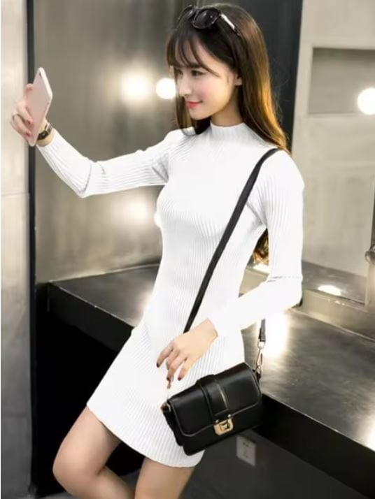 LP | Mini abito in maglia con collo alto