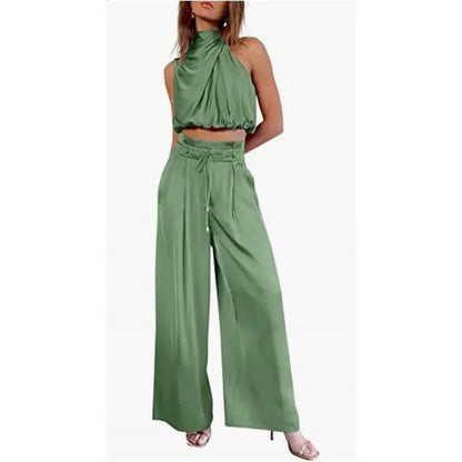 LP | Crop top con collo alto e set di gambe larghe