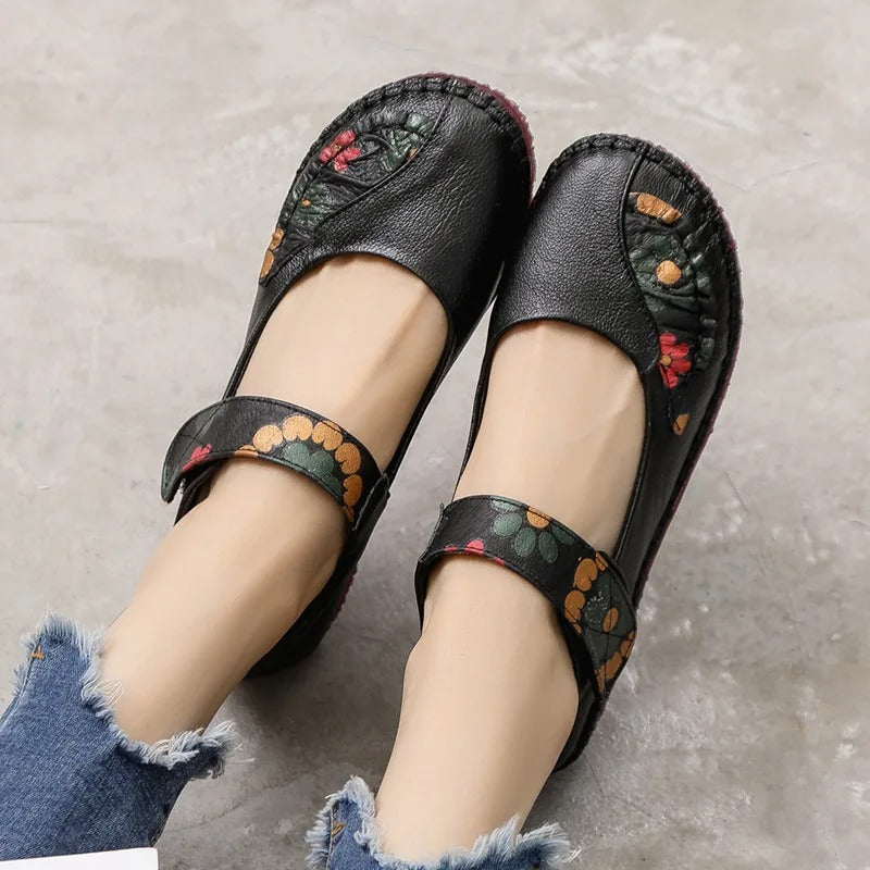LP | Scarpe slip-on con taglio floreale