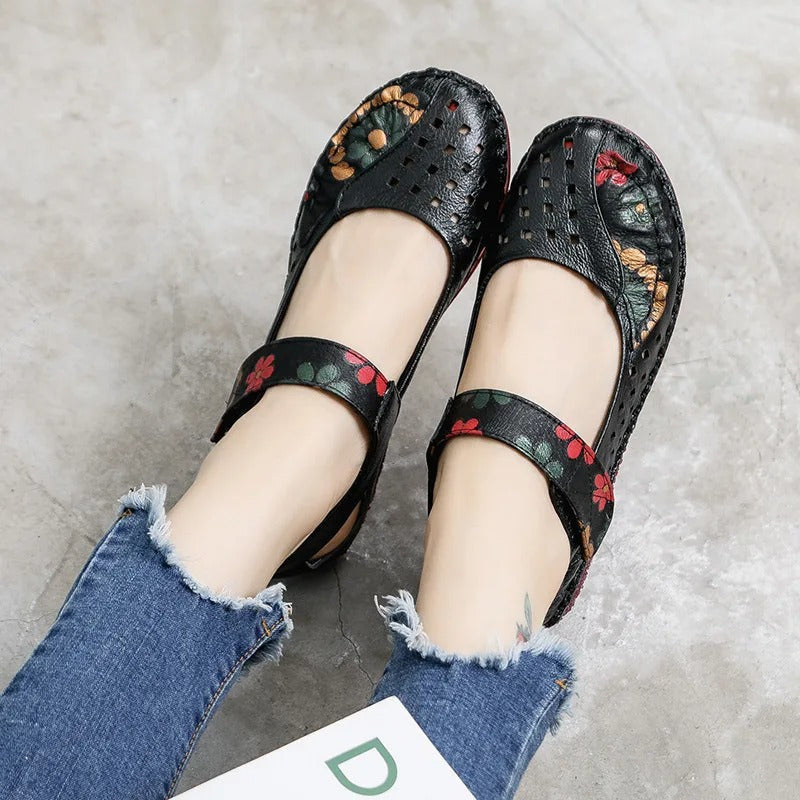 LP | Scarpe slip-on con taglio floreale